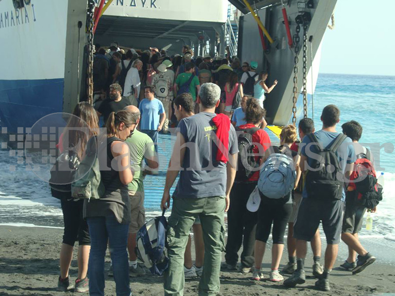 Τουρισμός για γέλια και για κλάματα στην Αγία Ρουμέλη στα Χανιά (φωτό)