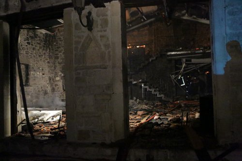 Συναγερμός μετά από έκρηξη αίθουσας εκδηλώσεων στο Ηράκλειο