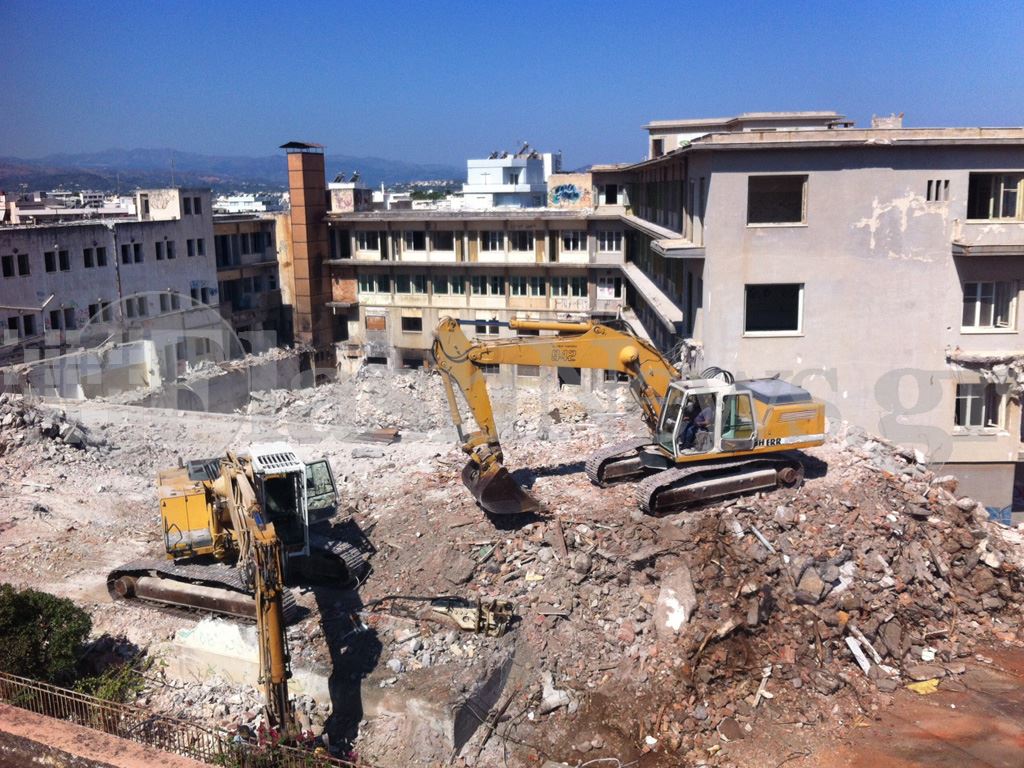 Κατεδαφίζεται το παλιό νοσοκομείο Χανίων-Ξεκινά και το Κέντρο Υγείας Αστικού Τύπου (video)