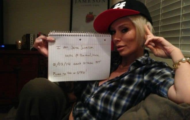 Jenna Jameson: Ξεσκέπασε με το στήθος της, χάκερ που της επιτέθηκε