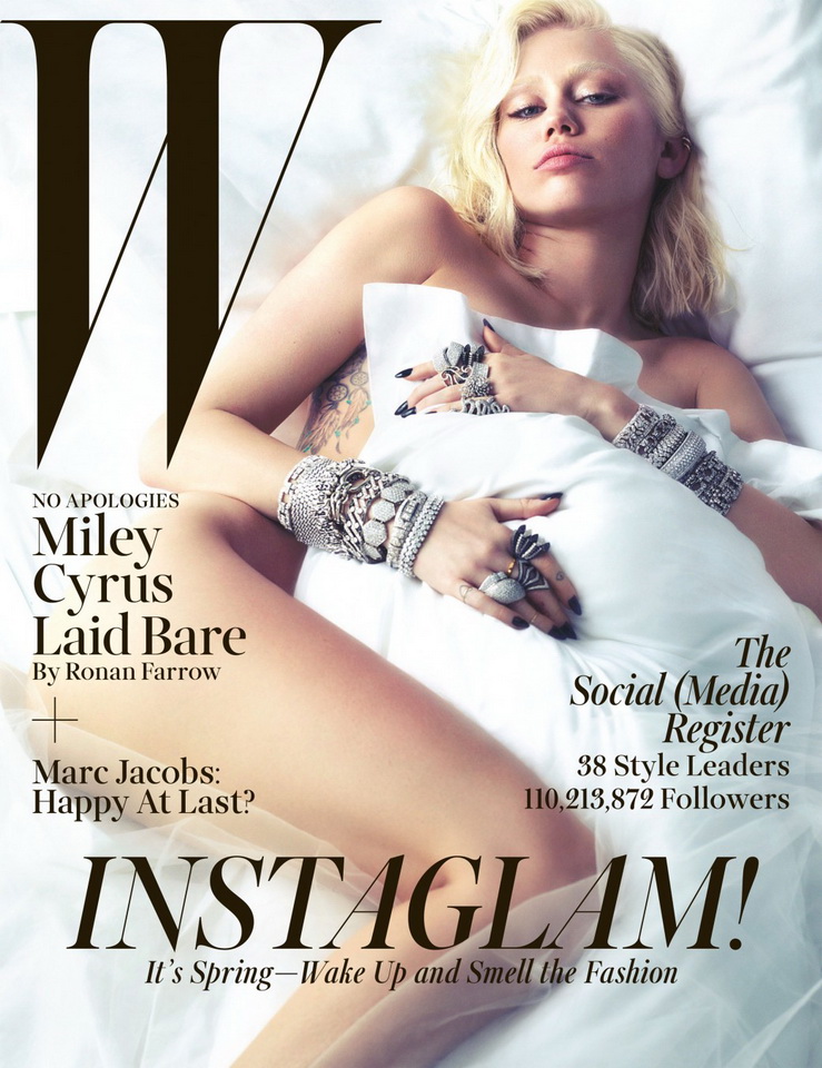 Η Miley Cyrus γδύνεται για το W και εξομολογείται στον Ronan Farrow