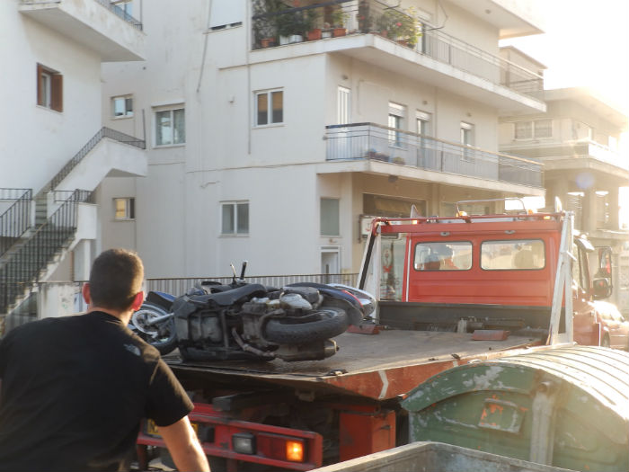 Χανιά: Τροχαίο με σοβαρό τραυματισμό στον Κουμπέ