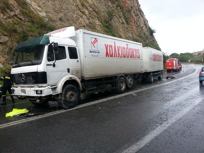 Θανατηφόρο τροχαίο στην εθνική οδό Χανίων-Ρεθύμνης στο Καλάμι με ένα νεκρό