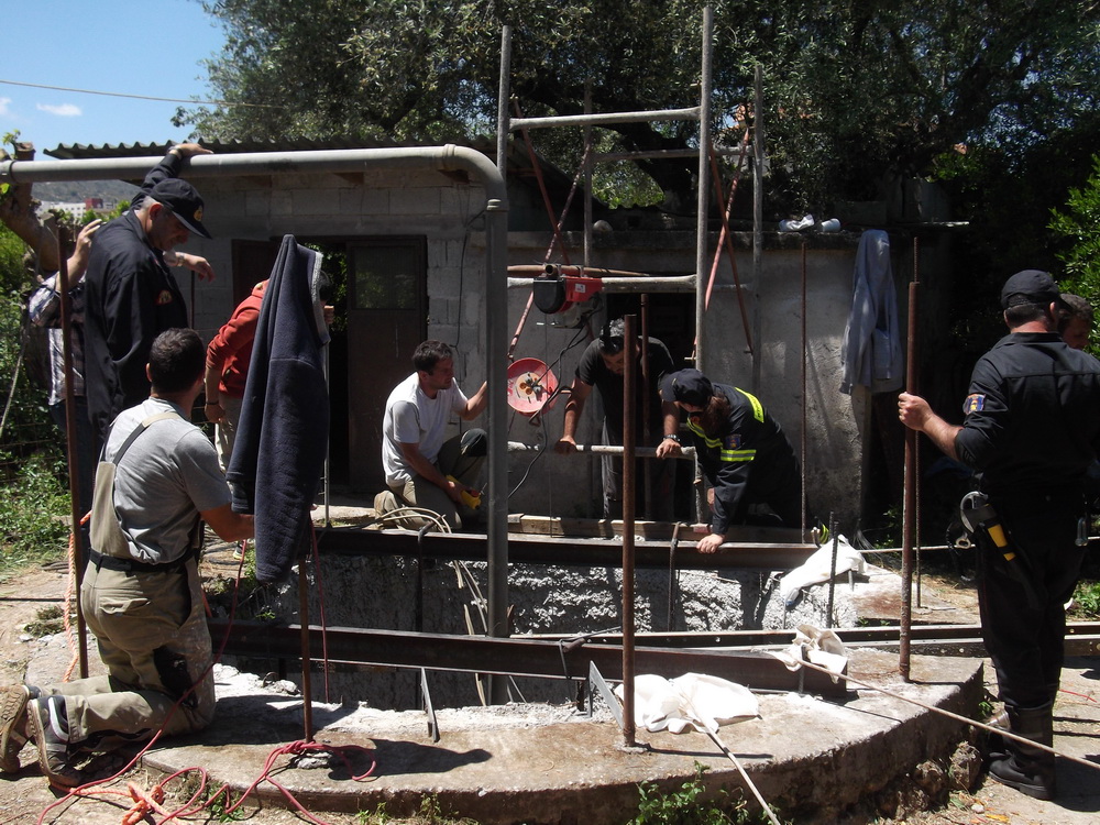 Σοβαρό ατύχημα σε πηγάδι στα Χανιά - Δραματική επιχείρηση διάσωσης (φωτο)