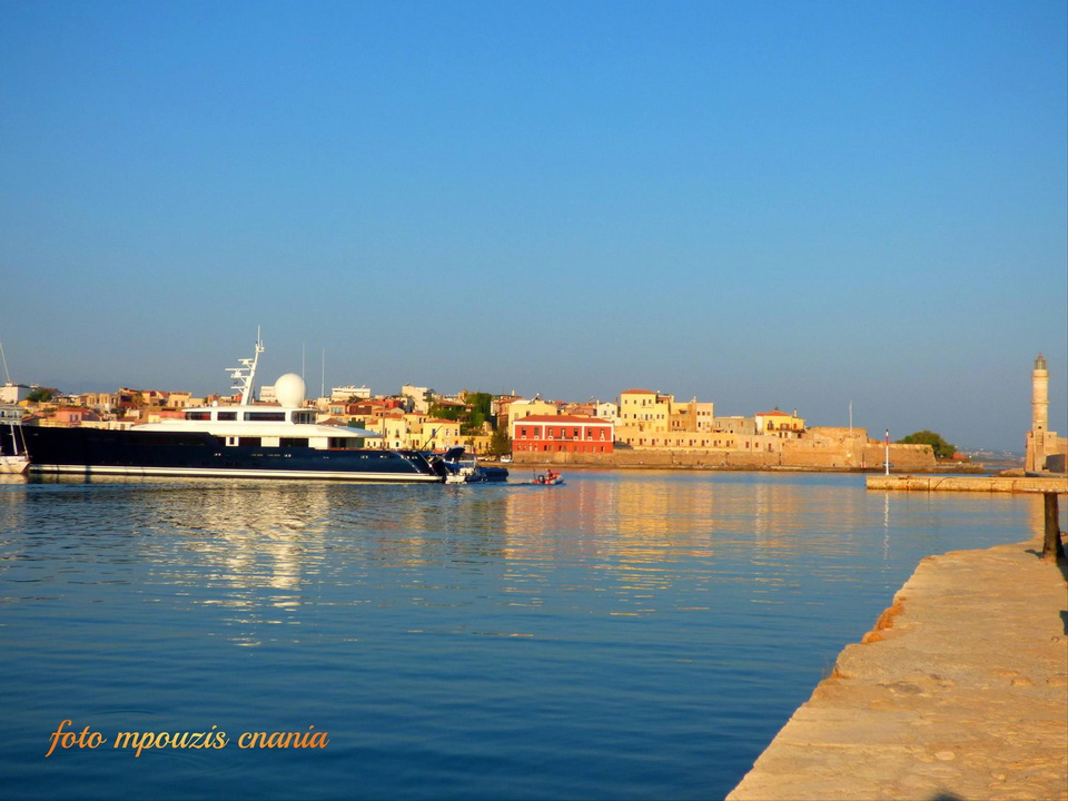 Galileo G-Ένα απίθανο super yacht στο λιμάνι των Χανίων (φωτο)