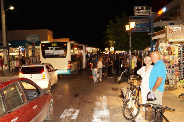 Χανιά: Τροχαίο με μηχανάκι στον Πλατανιά  (φωτο)