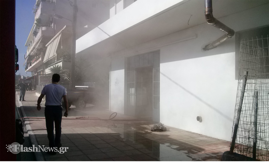 Φωτιά σε καφεκοπτείο στα Χανιά προκάλεσε αναστάτωση (φωτο-βιντεο)