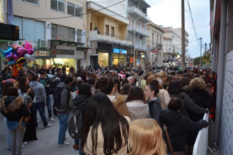 Εγκαίνια H&M στα Χανιά και τα μυαλά στα κάγκελα!