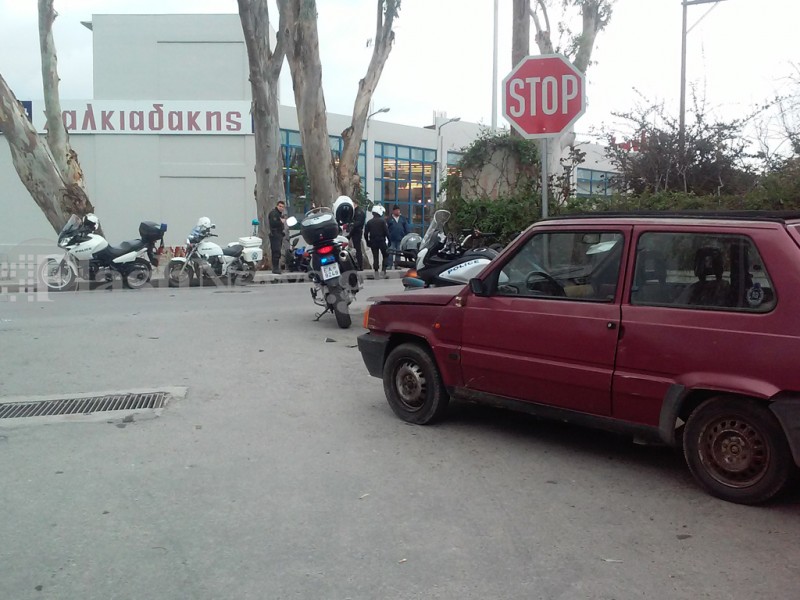 Τροχαίο με μοτοσικλέτα στην Λεωφόρο Σούδας (φωτο)