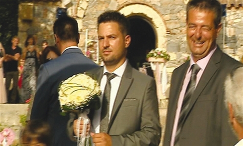 Κρήτη: Πήγε στο γάμο του με το ΚΤΕΛ! (Φωτογραφίες)