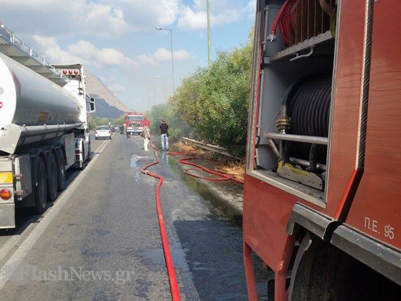 Συναγερμός από φωτιά στο Καλάμι Χανίων (φωτο)