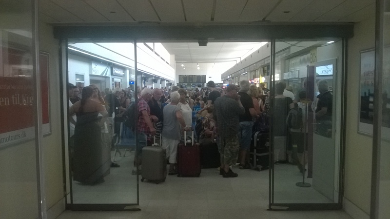 Εικόνες χάους στο Αεροδρόμιο των Χανίων (φωτο)