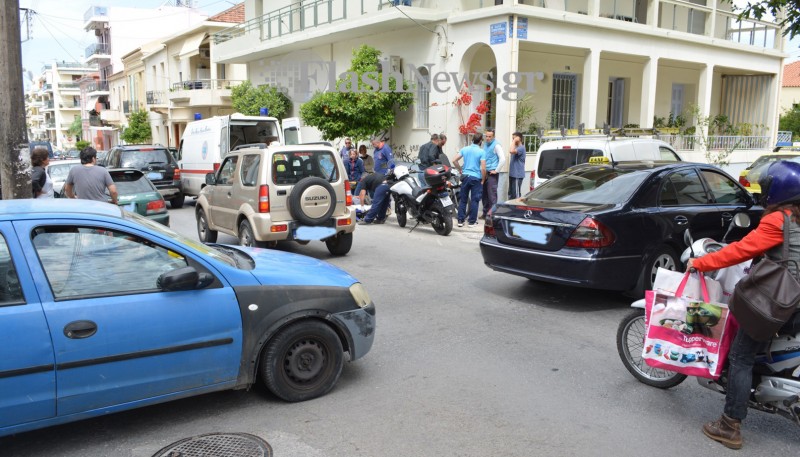 Τροχαίο ατύχημα στο κέντρο των Χανίων (φωτο)