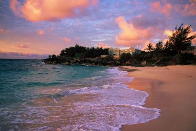 Στα Χανιά οι 2 από τις 8 ωραιότερες ροζ παραλίες του κόσμου (φωτο)