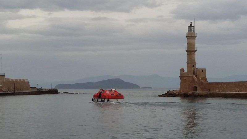 Υπερπολυτελές κρουαζιερόπλοιο στο παλιό λιμάνι των Χανίων