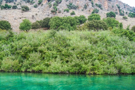 Ποια είναι η στοιχειωμένη λίμνη των Χανίων  Τι λέει ο μύθος για την νεράιδα που την στοίχειωσε