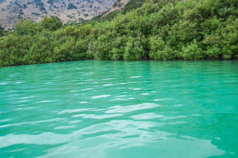Ποια είναι η στοιχειωμένη λίμνη των Χανίων  Τι λέει ο μύθος για την νεράιδα που την στοίχειωσε