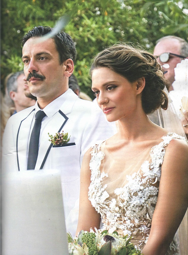 Νέες φωτογραφίες από το γάμο του Τόνυ Σφήνου