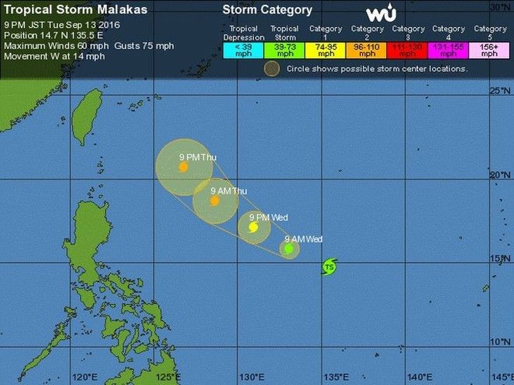 Έτοιμος να σαρώσει Φιλιππίνες και Ιαπωνία ο «malakas»   Μπορεί από το όνομα του τυφώνα να προκύπτει μια… διάθεση για πλάκα, ωστόσο, τα πράγματα είναι σοβαρά. Μετά από σχεδόν έξι χρόνια ο τυφώνας «malakas» είναι έτοιμος να σαρώσει ξανά την Ιαπωνία και τις Φιλιππίνες μέσα στο Σαββατοκύριακο.  Οι μετεωρολόγοι που παρακολουθούν την περιοχή και καταγράφουν λεπτό προς λεπτό την εξέλιξη του φαινομένου  αναφέρουν πως η τροπική καταιγίδα βρίσκεται αυτή την ώρα βορειοδυτικά του νησιού της Okinawa το οποίο και αναμένεται να πλήξει με θυελλώδεις ανέμους, βροχή και καταιγίδες, και κινείται με ταχύτητα που φτάνει ακόμη και τα 95 χιλιόμετρα την ώρα, ενώ στην συνέχεια θα περάσει εντός των ορίων ευθύνης των Φιλιππίνων.  Ενδεικτικό της κατάστασης που επικρατεί είναι πως οι Αμερικανικές βάσεις στην Okinawa παραμένουν σε κατάσταση επιφυλακής επιπέδου 4, αναμένοντας αυτό να αλλάξει από το απόγευμα της Τετάρτης.    Πηγή: newsbeast.gr   author avatar Τετάρτη, 14 Σεπτεμβρίου 2016, 07:25     Εκτύπωση    ΔΗΜΟΦΙΛΗΡΟΗ ΕΙΔΗΣΕΩΝ ΕΛΛΑΔΑ14.09.2016 09:11 Μυστήριο γύρω από την εξαφάνιση φοιτήτριας ΚΡΗΤΗ13.09.2016 08:40 Κι όμως! Το 70 υπήρξε κρητική διαφήμιση της Coca Cola! Δείτε το βίντεο ΚΡΗΤΗ13.09.2016 09:28 Η Κρήτη βγάζει ωραίους άντρες και αυτοί οι πέντε είναι η απόδειξη! ΧΑΝΙΑ13.09.2016 15:24 Απαράδεκτη συμπεριφορά γιατρού στο νοσοκομείο καταγγέλλει γιος ασθενούς ΚΟΣΜΟΣ13.09.2016 22:18 ‘Έβαλε τη γυναίκα του «προς πώληση» στο eBay και έσπασε τα κοντέρ  
