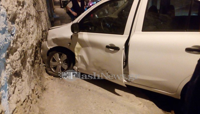 Τροχαίο ατύχημα σε διασταύρωση στην πόλη των Χανίων (φωτο)