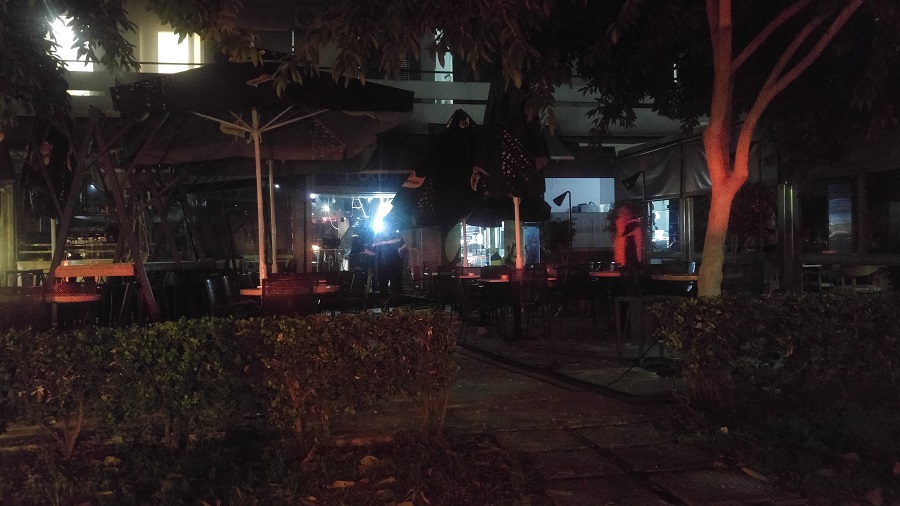 Χανιά: Έκρηξη και φωτιά σε εστιατόριo στα Δικαστήρια – Πληροφορίες για τραυματίες (Photos)