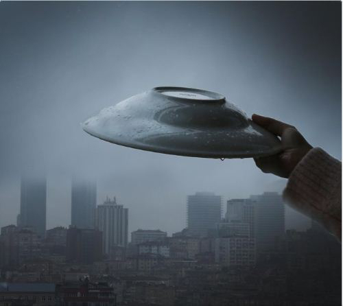 Δεκάδες αναφορές για εμφανίσεις...UFO στην Τουρκία - Παροξυσμός στα social media