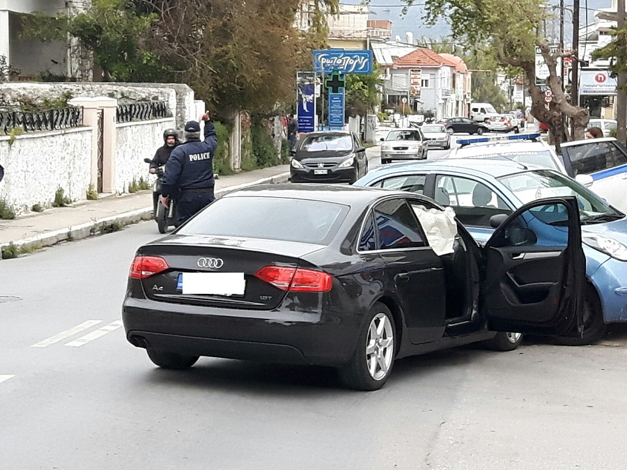 Χανιά: τροχαίο   με έναν τραυματία στον Κουμπέ (Photos)