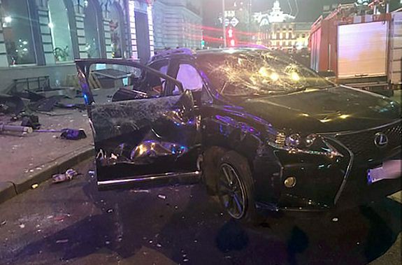 Βίντεο: Πλούσια 20χρονη κληρονόμος σκότωσε έξι άτομα περνώντας με κόκκινο με τη Lexus της