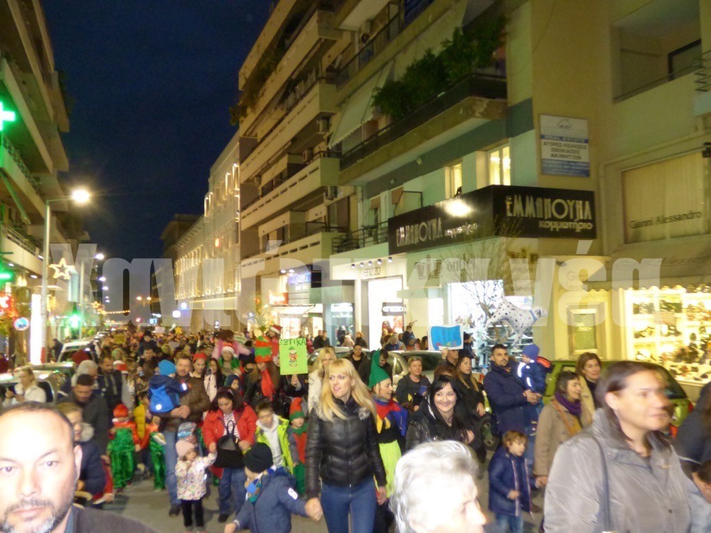 Καλικάντζαροι και ξωτικά ξεσήκωσαν την πόλη των Χανίων (φωτο)