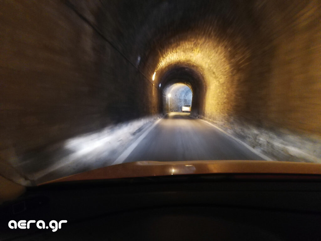 Topolia tunnel inside