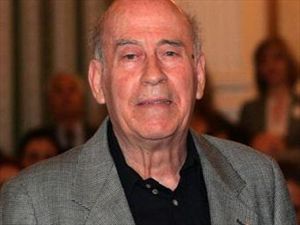Δύσκολες ώρες για τον Θανάση Βέγγο