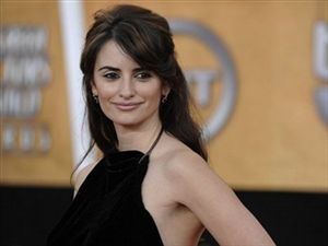 Η Penelope Cruz μιλάει για τον γιο της Leo