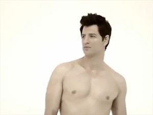 H sexy φωτογράφιση του Σάκη Ρουβά