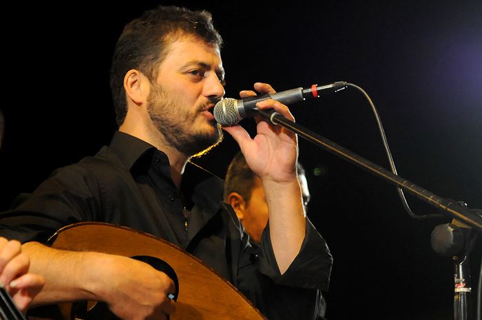 Το Μάρτιο ο Μανόλης Κονταρός ξανά στα καλλιτεχνικά δρώμενα