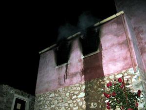 Ηλικιωμένη κάηκε ζωντανή μέσα στο σπίτι της