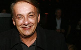 Επιστρέφει στην TV ο Ανδρέας Μικρούτσικος;