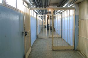 Σωφρονιστικός υπάλληλος εμπλέκεται σε υπόθεση ναρκωτικών