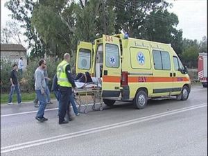 Σε σοβαρή κατάσταση 36χρονη μετά από νέο τροχαίο-Με ελαφριά τραύματα δύο μικρά παιδιά