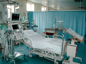Έχασε τη μάχη για τη ζωή ο 21χρονος Ρεθεμνιώτης που κάηκε στον εμπρησμό σκάφους στα Χανιά