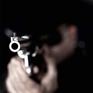 Πυροβόλησαν 18χρονο στην Επισκοπή τα ξημερώματα