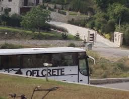 Επίθεση με μολότοφ στο πούλμαν του ΟΦΗ στα Χανιά