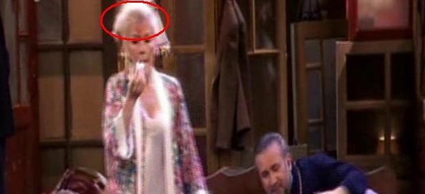Ατύχημα στο «Αλ Τσαντίρι»: Χτύπησε με τούβλο η Χρύσα Ρώπα-Διακόπηκε η εκπομπή