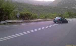 Τροχαίο ατύχημα στον κόμβο Βρυσών στην εθνική οδό Χανίων-Ρεθύμνης