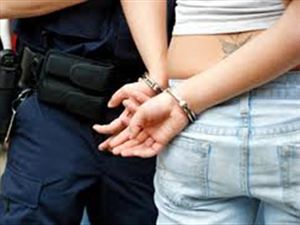 Χανιά: Στο μάτι είχε βάλει το ταμείο και όχι τα γλυκά