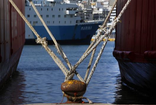 Κρήτη: Δεμένα τα πλοία την Τετάρτη - Καθηλωμένα τα αεροπλάνα την Πέμπτη