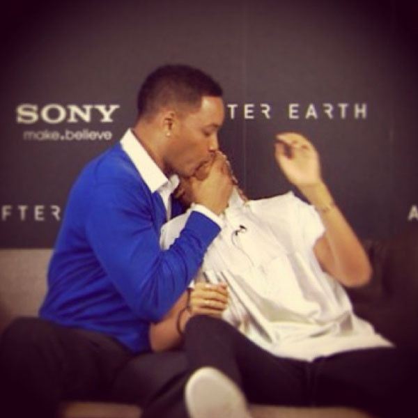 Το «γαλλικό» φιλί του Will Smith στο γιο του, που αναστάτωσε τα αμερικανικά media!