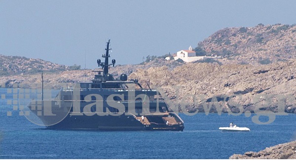 Μετά από τόση αδυναμία στα Χανιά ο... Γιώργης Αρμάνι στα Σφακιά!