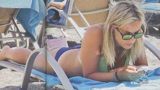 H Eλεονώρα Μελέτη στην Κρήτη στα... καλύτερά της (photos)