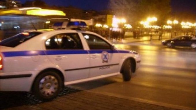 Γέμισαν τα κρατητήρια από τη νυχτερινή έφοδο της ΕΛΑΣ