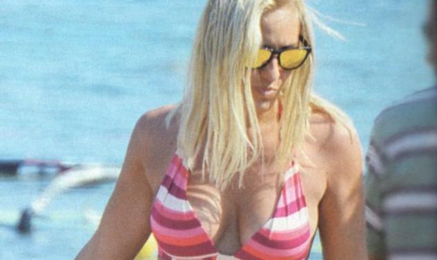 Ελεονώρα Μελέτη πιο γυμνασμένη και γυμνή από ποτέ! (μελέτησέ το)